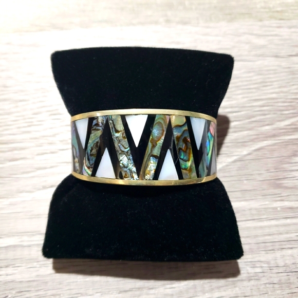 Vintage Cuff Bracelet Alpaca Silver Mexico Cloisonne Abalone Jewelry - Picture 1 of 6